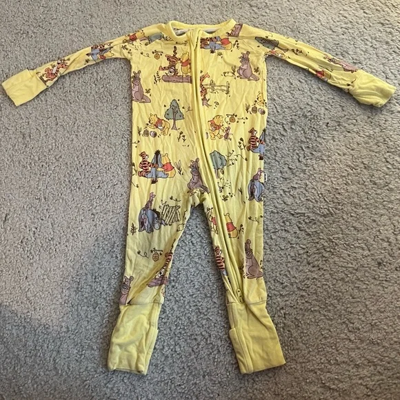 Little Sleepies Disney Winnie the Pooh Yellow Zippy Pajamas 3–6M - Picture 1 of 5